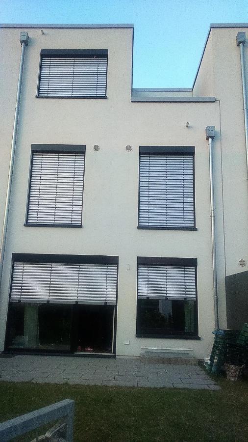 Privatzimmer Mit Balkon-Richtung Messe Hanovre Extérieur photo